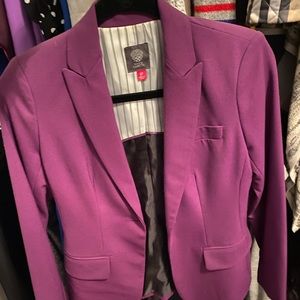 Vince Camuto purple blazer size 0 petite